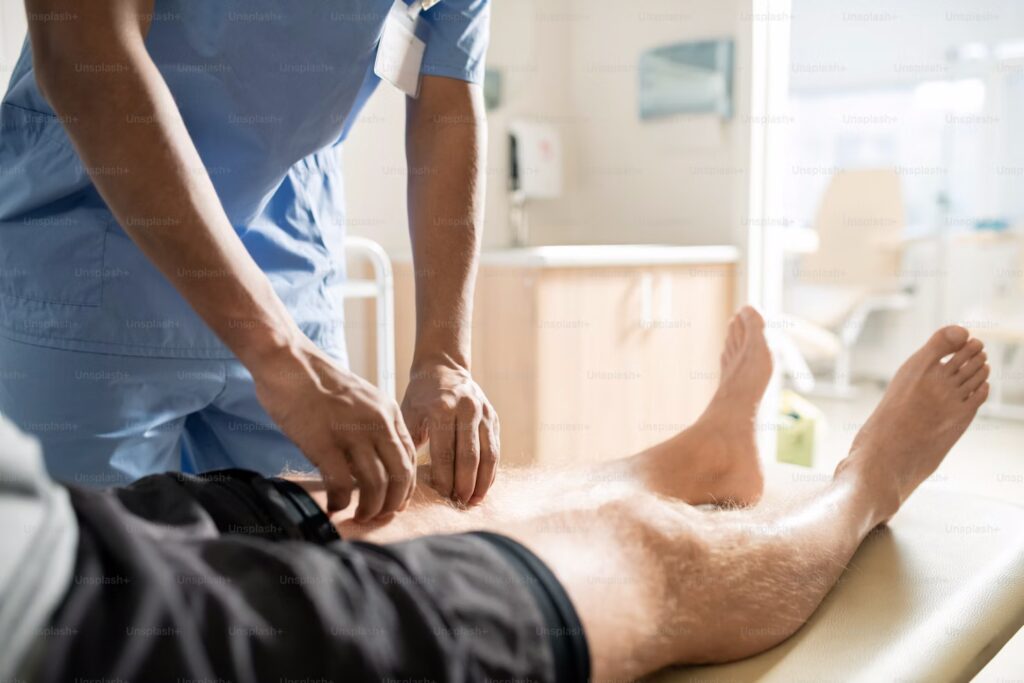 Shockwave therapy for knee pain in Northern California regenerative health clinic